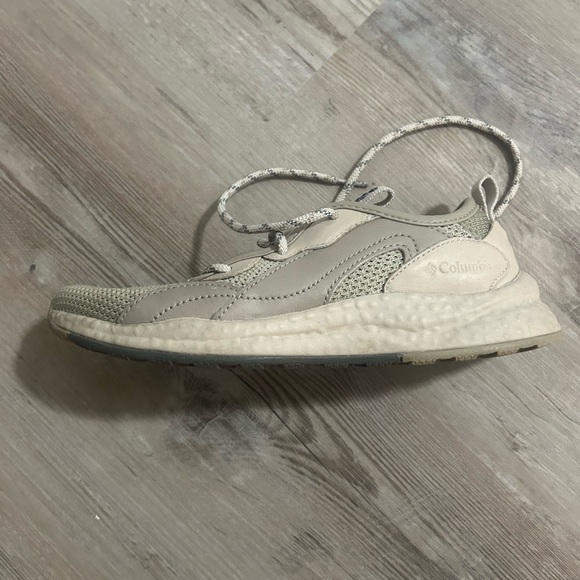 Columbia shoes, women’s 7 - Picture 6 of 6